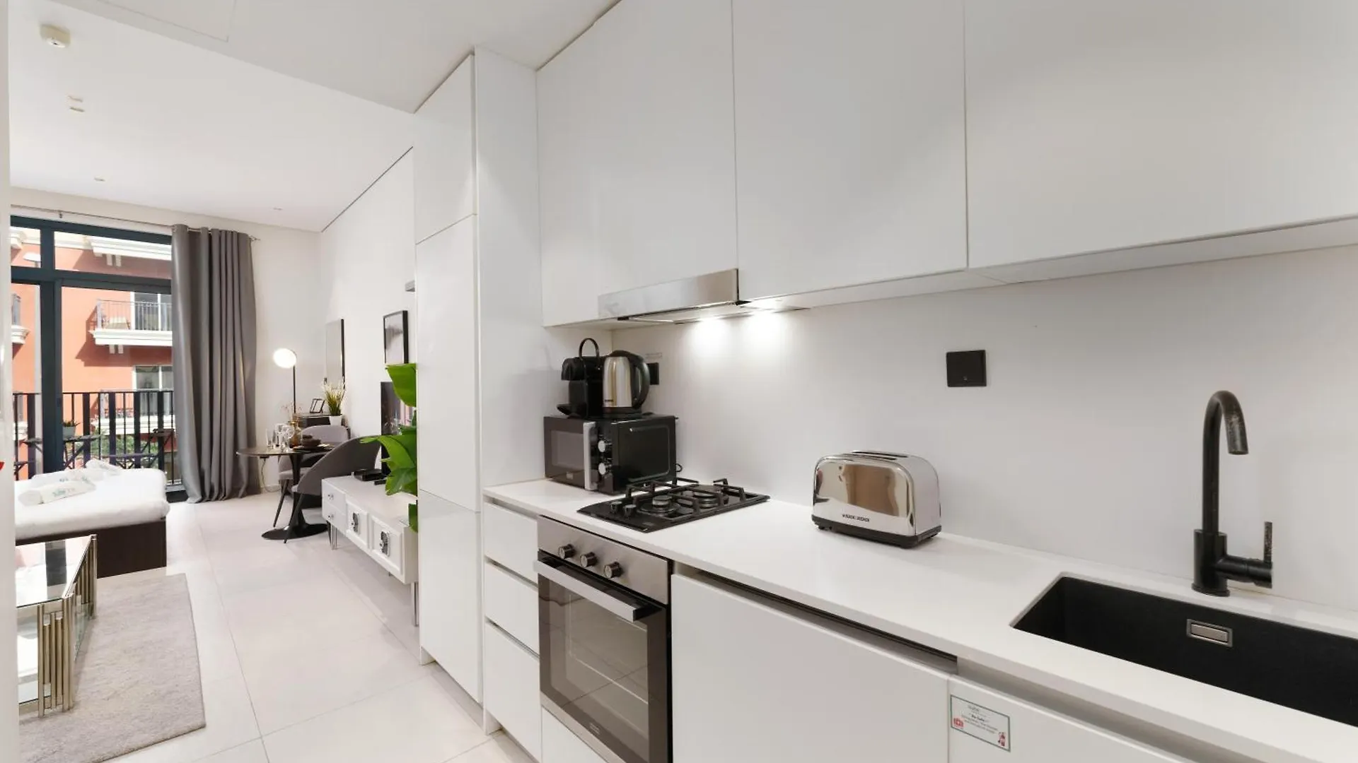 Apartment Cozy Studio In Beverly Residence, Jvc By Suiteable Dubai