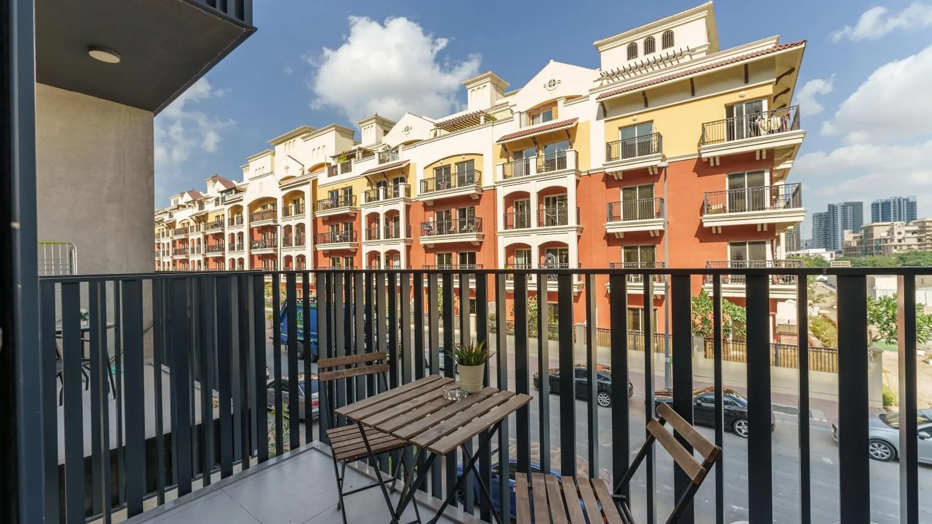 Apartment Cozy Studio In Beverly Residence, Jvc By Suiteable Dubai